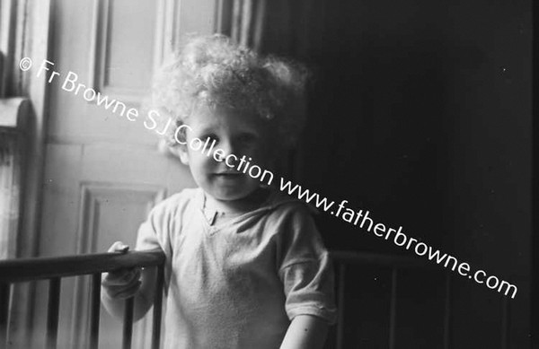 BARRY HEWSON